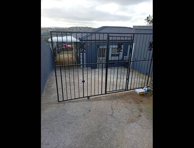3 BEDROOM HOUSE FOR SALE IN UMLAZI P
